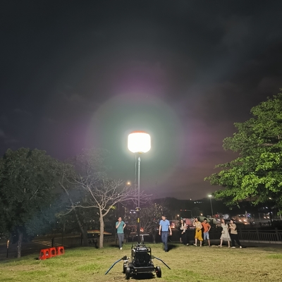 Veranstaltungen Teleskop-Schlepplichtturm 500W LED-Ballon Mobillichtturm für große Veranstaltungen
