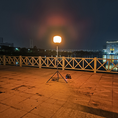 Batteriebetriebener Ballonlichtturm 100W RGB LED Arbeitslampe für Partys